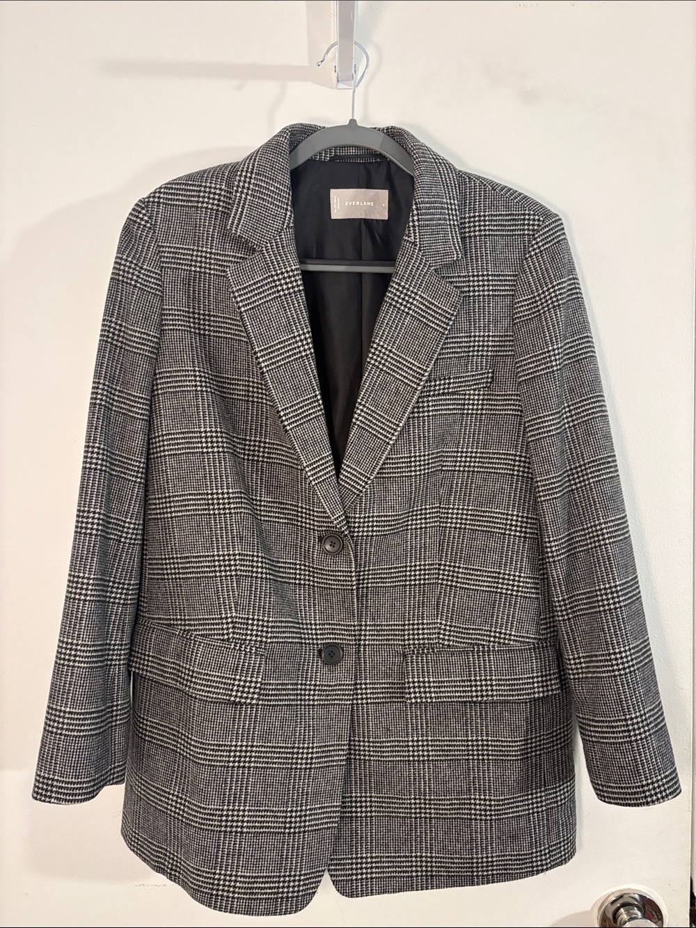 Everlane Black and Gray Plaid Tailored Blazer